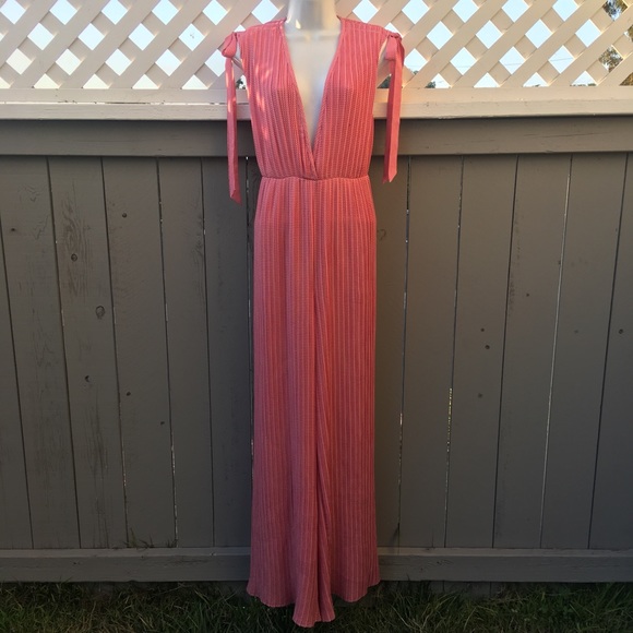 CMEO collective Unstoppable Jumpsuit New sz Small - Picture 6 of 7